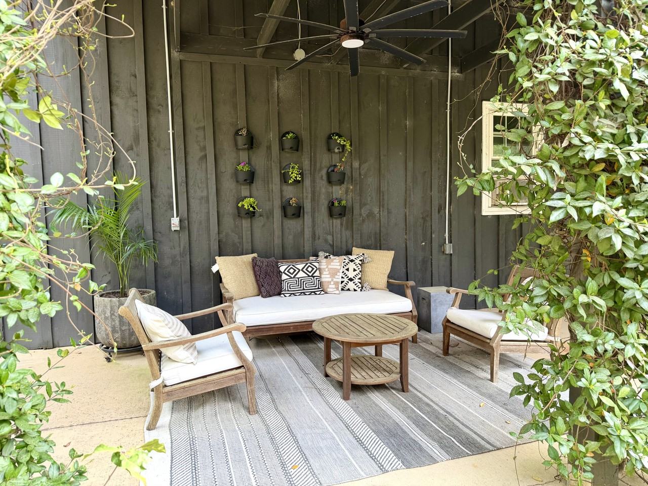 6204 Old Military Rd - Photo 3 of 4