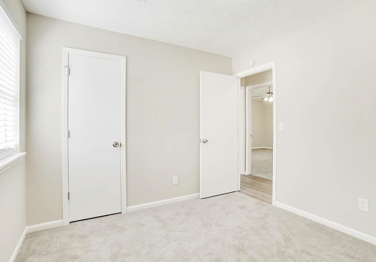 5590 Pennybrook Ct - Photo 6 of 13