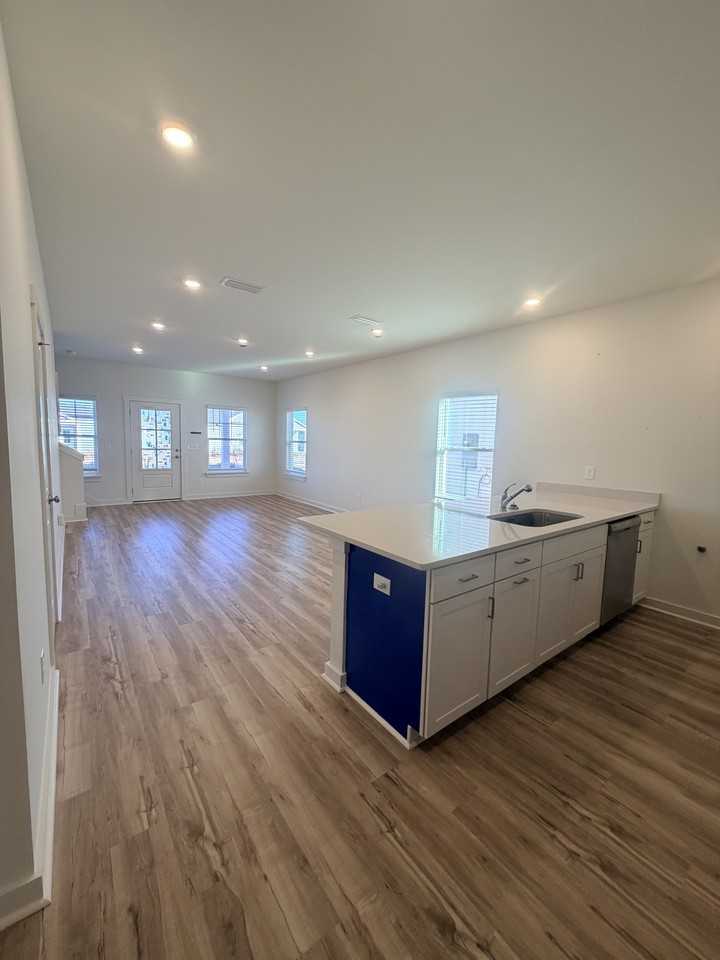 2319 Discovery Loop - Photo 5 of 14