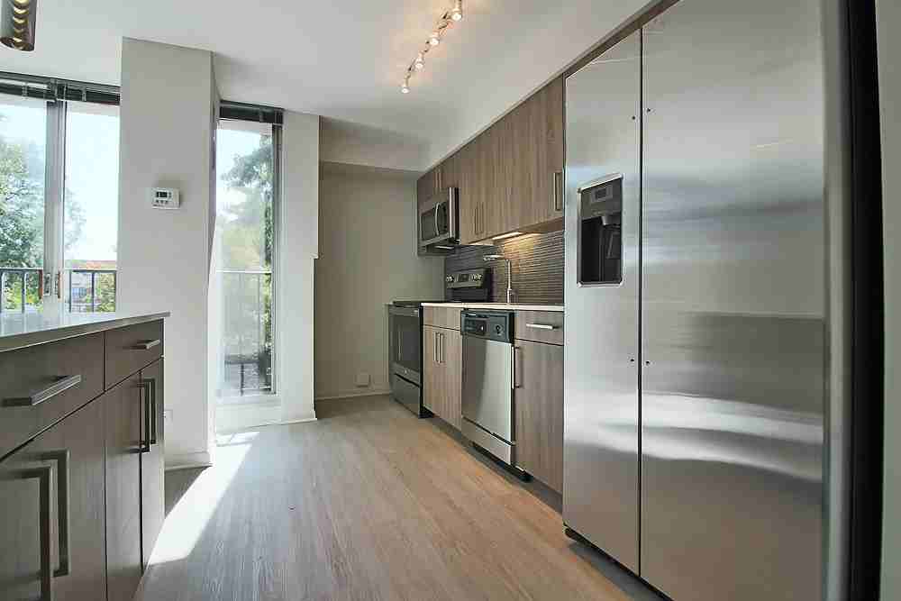 922 S Ashland Ave - Photo 3 of 7