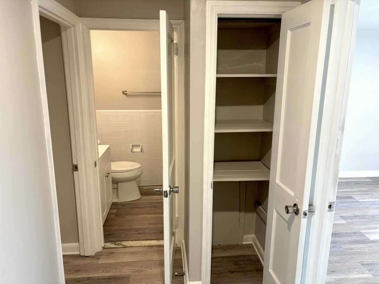 21 W 21st St - Photo 7 of 8