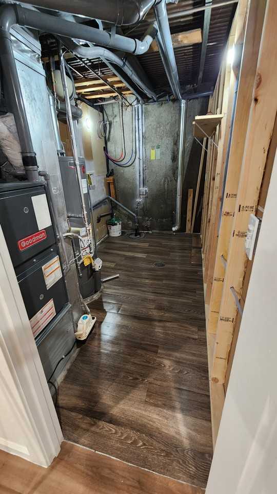 14775 Robins Dr - Photo 3 of 20