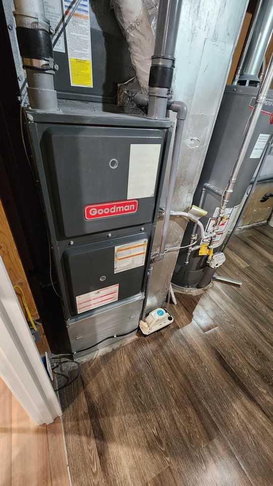 14775 Robins Dr - Photo 4 of 20