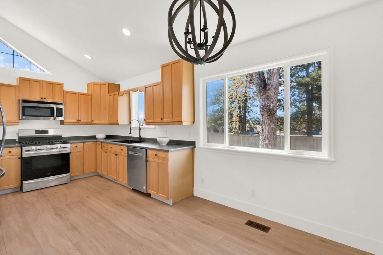 9714 Se - Photo 6 of 10