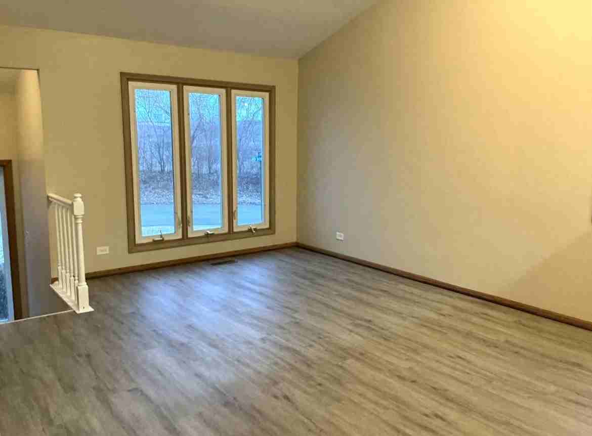 3248 N Newcastle Ave - Photo 6 of 7