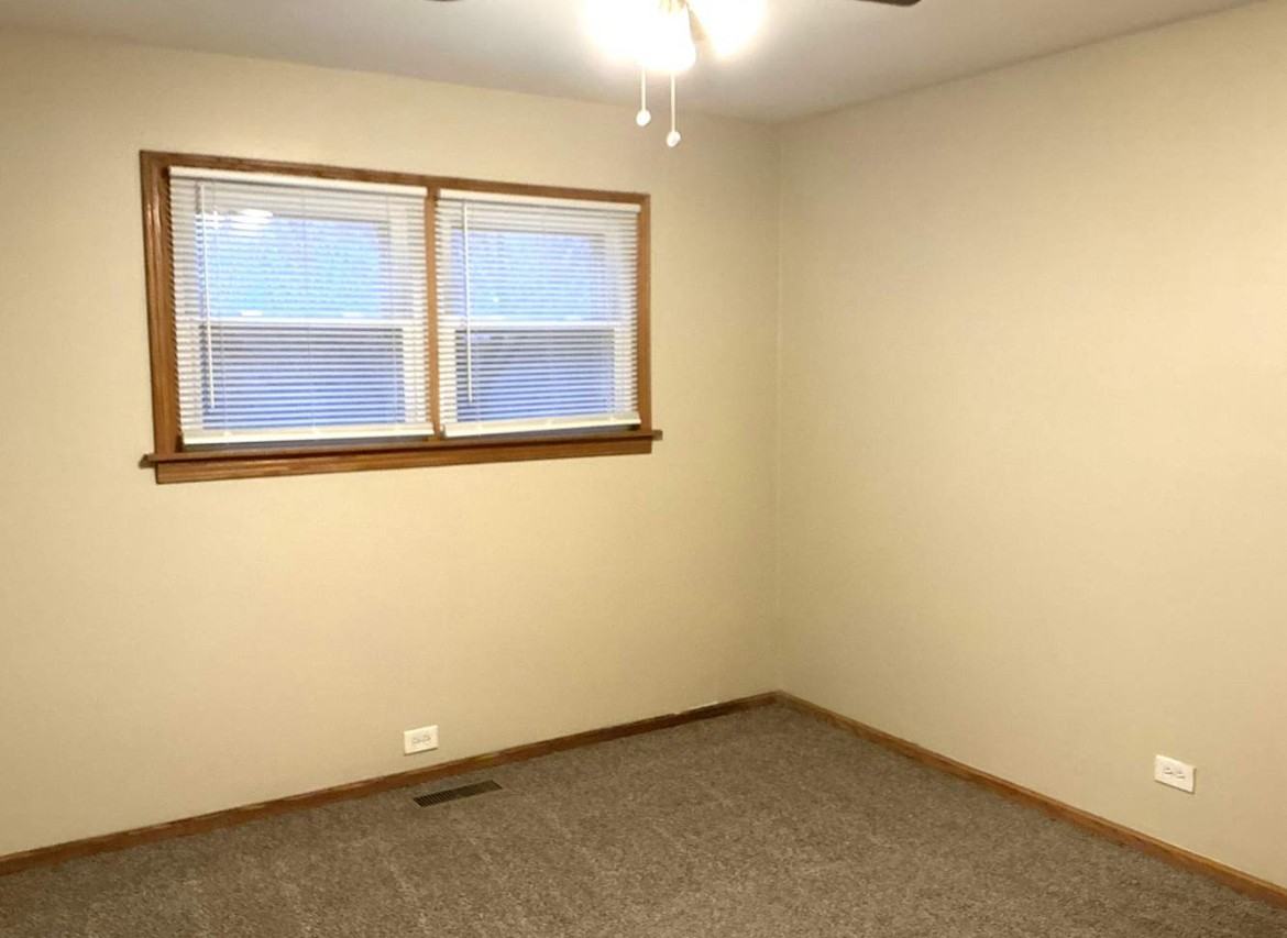 3248 N Newcastle Ave - Photo 7 of 7