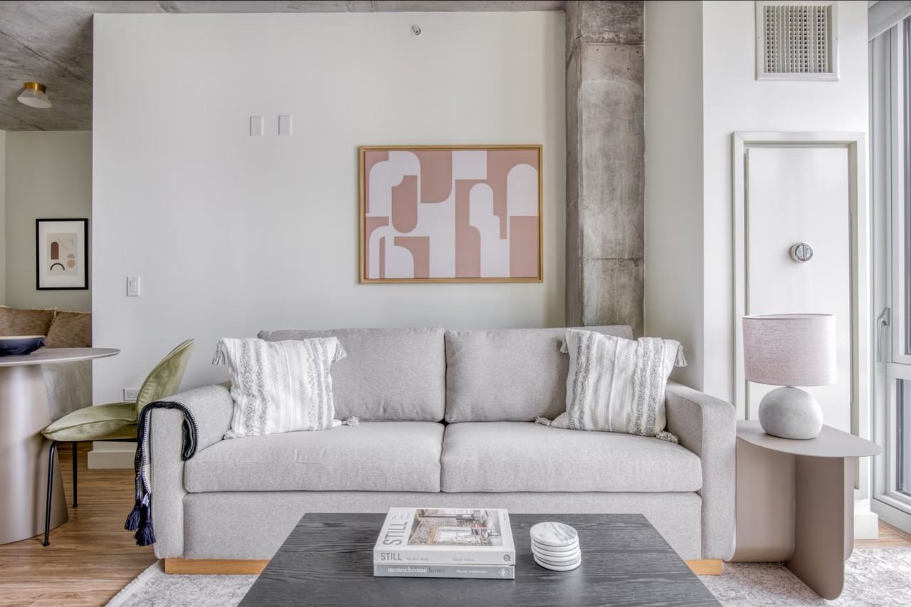 610 W Randolph St - Photo 6 of 16