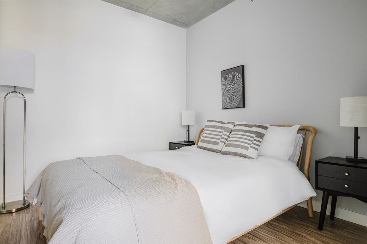 610 W Randolph St - Photo 7 of 16