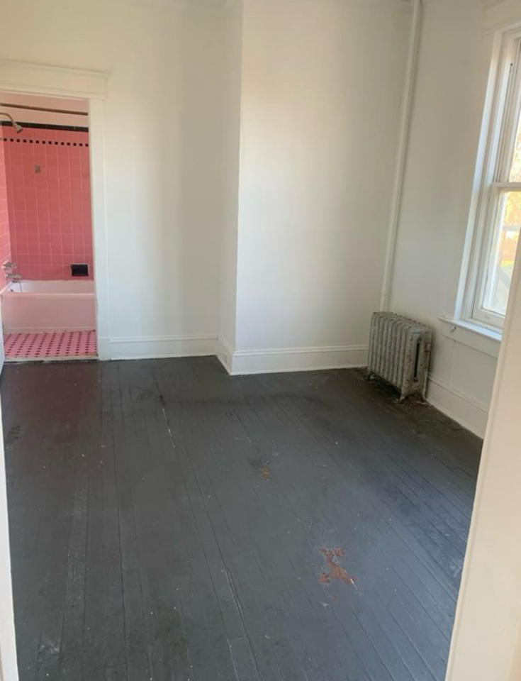 542 E State St #2F - Photo 2 of 5