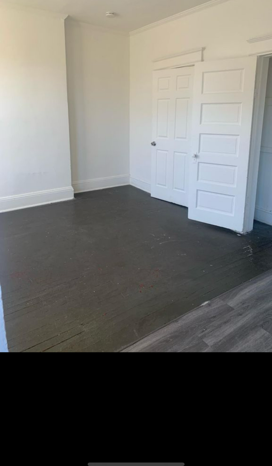 542 E State St #2F - Photo 4 of 5