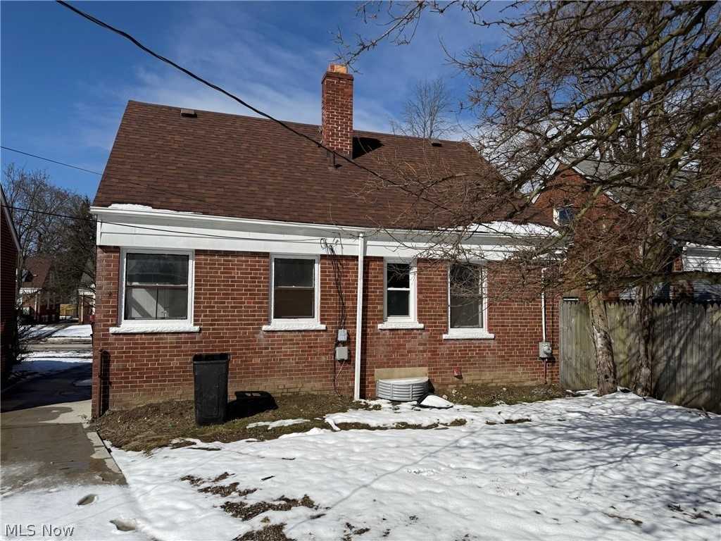 713 South St - Photo 6 of 30