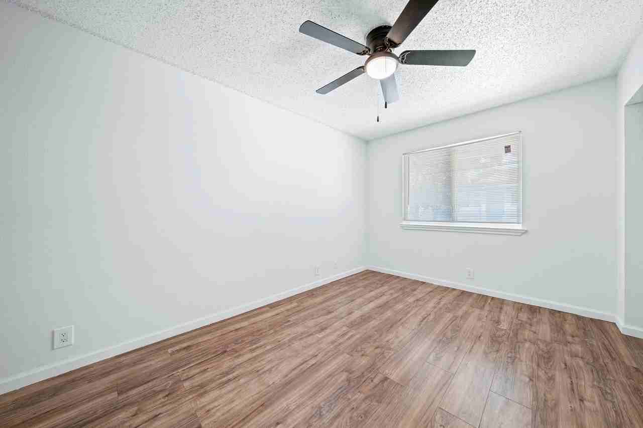 9008 Galewood Dr #7-225 - Photo 4 of 17