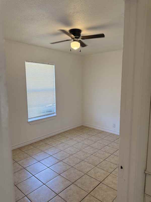 600 Ellor Dr #600 - Photo 7 of 11