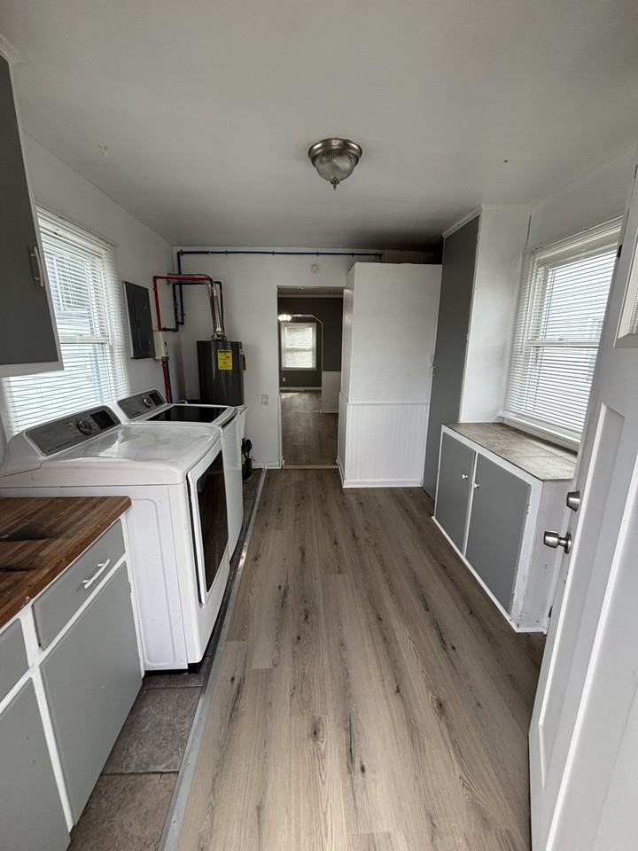 19029 Victor St - Photo 7 of 16