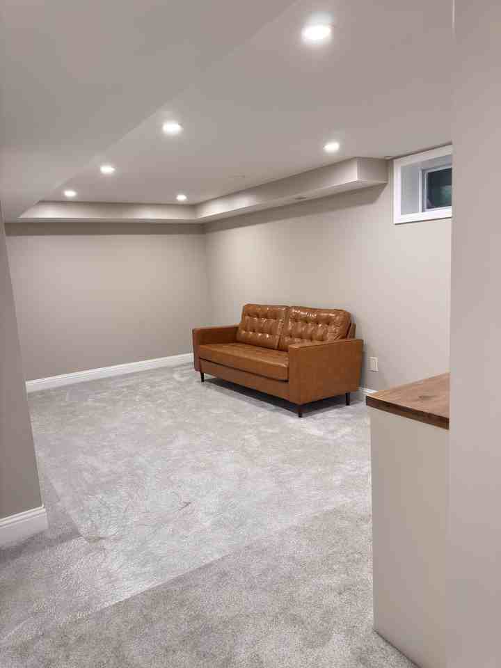 8361 Circle Dr - Photo 2 of 17