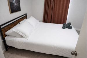 featured image of 4710 Paradise Ln #5