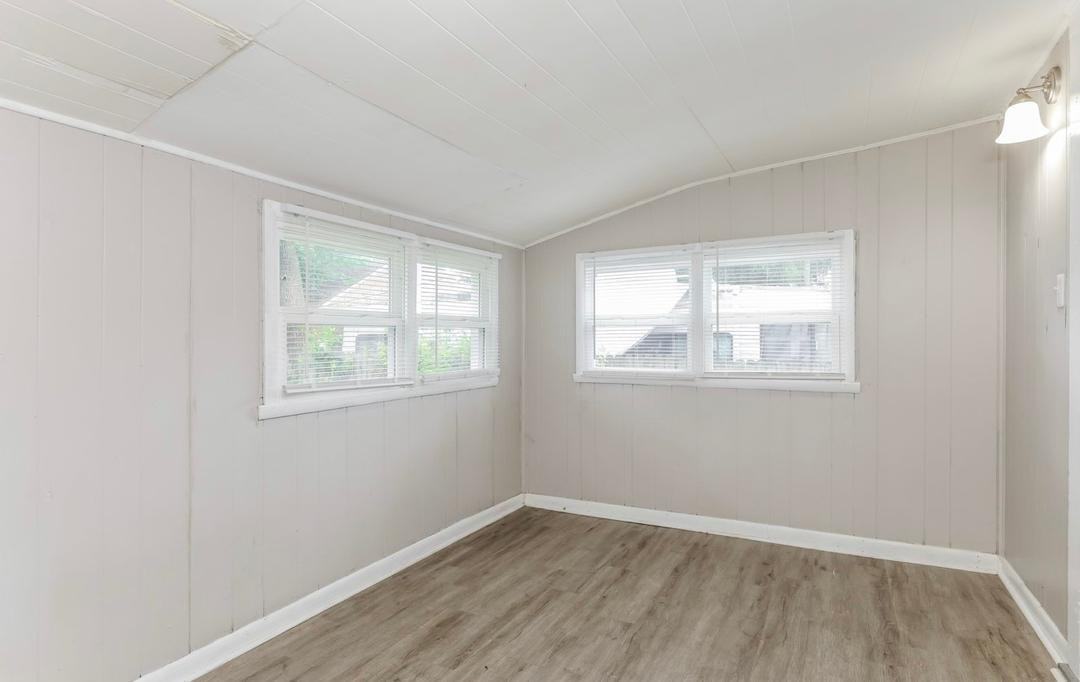 415 Greene St #NA - Photo 3 of 7