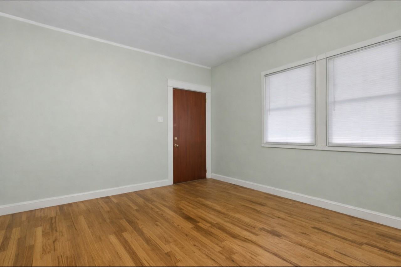 705 Russellwood Ave #1 - Photo 5 of 14