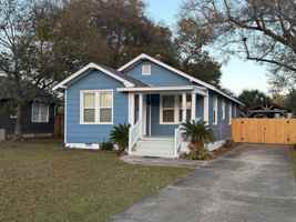 featured image of 16 N L St #NA