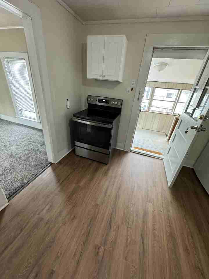 117 Hudson St #2 - Photo 2 of 7