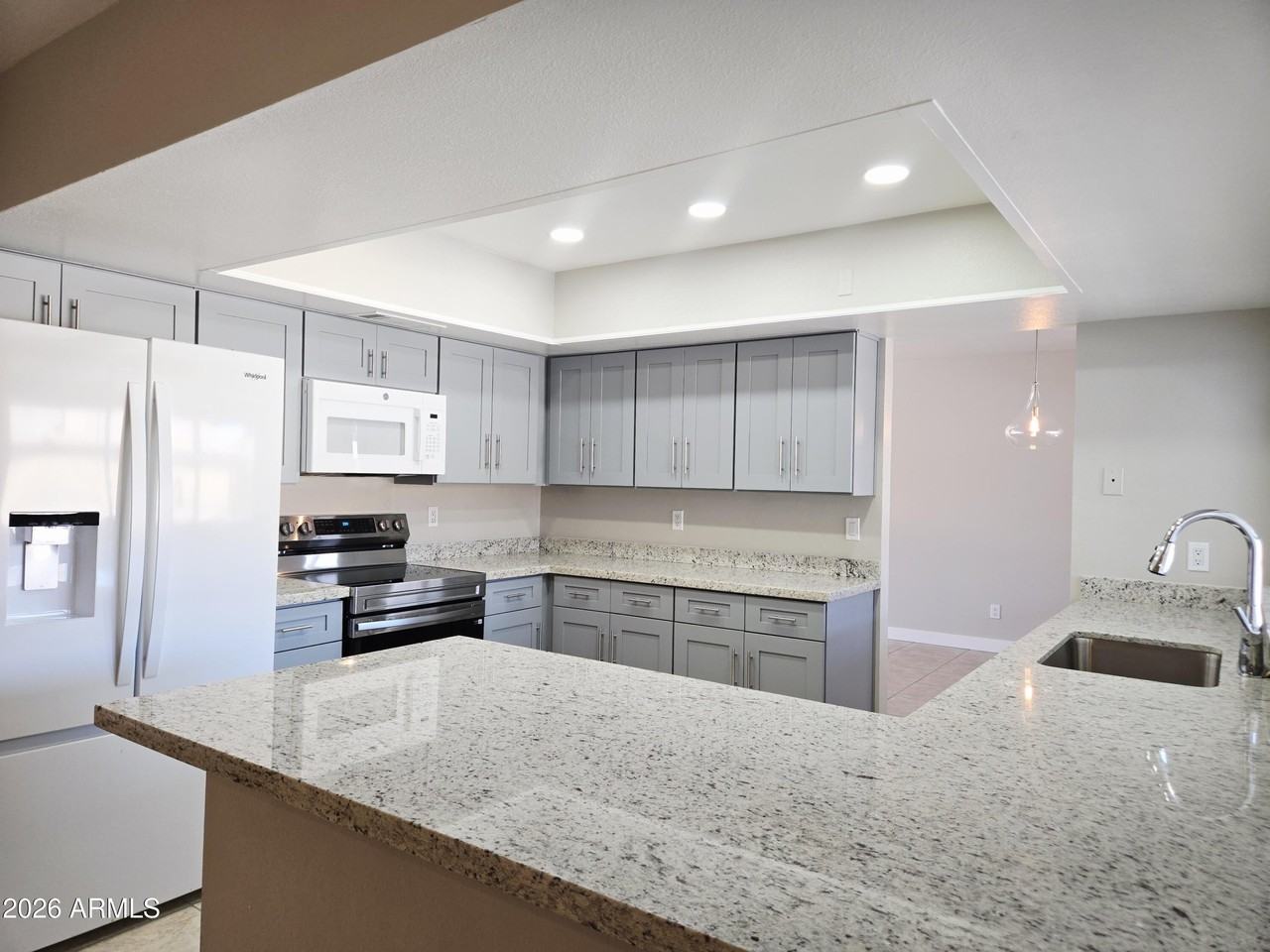 5132 W Las Palmaritas Dr - Photo 3 of 31