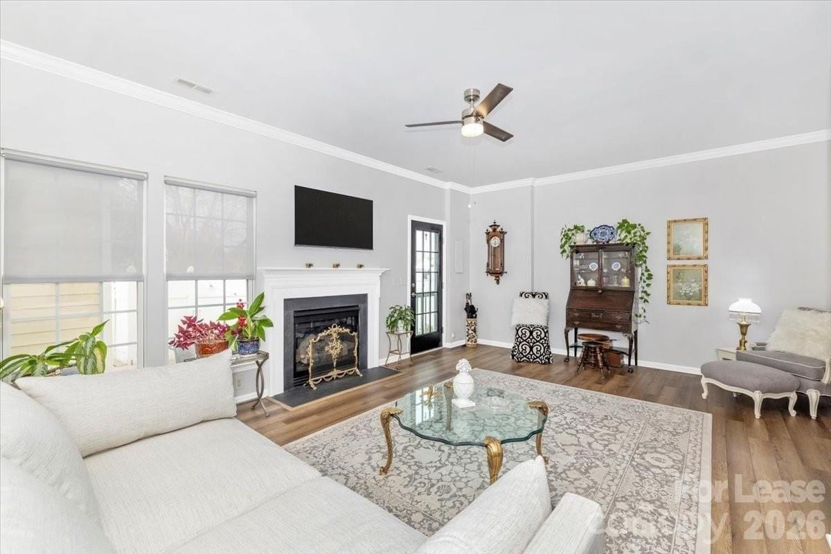 4100 Christine Ln Unit C - Photo 3 of 33