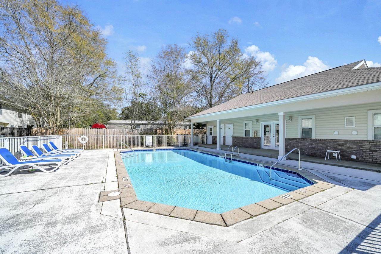 1856 Shay Lin Ct Unit B8 - Photo 4 of 29