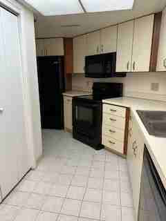 206 Michelle Ct #1 - Photo 3 of 21