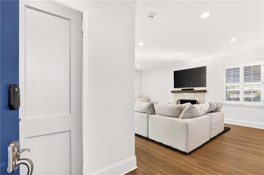 2226 Melante Dr Ne - Photo 3 of 38