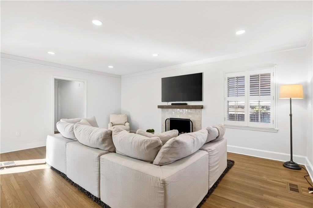 2226 Melante Dr Ne - Photo 4 of 38