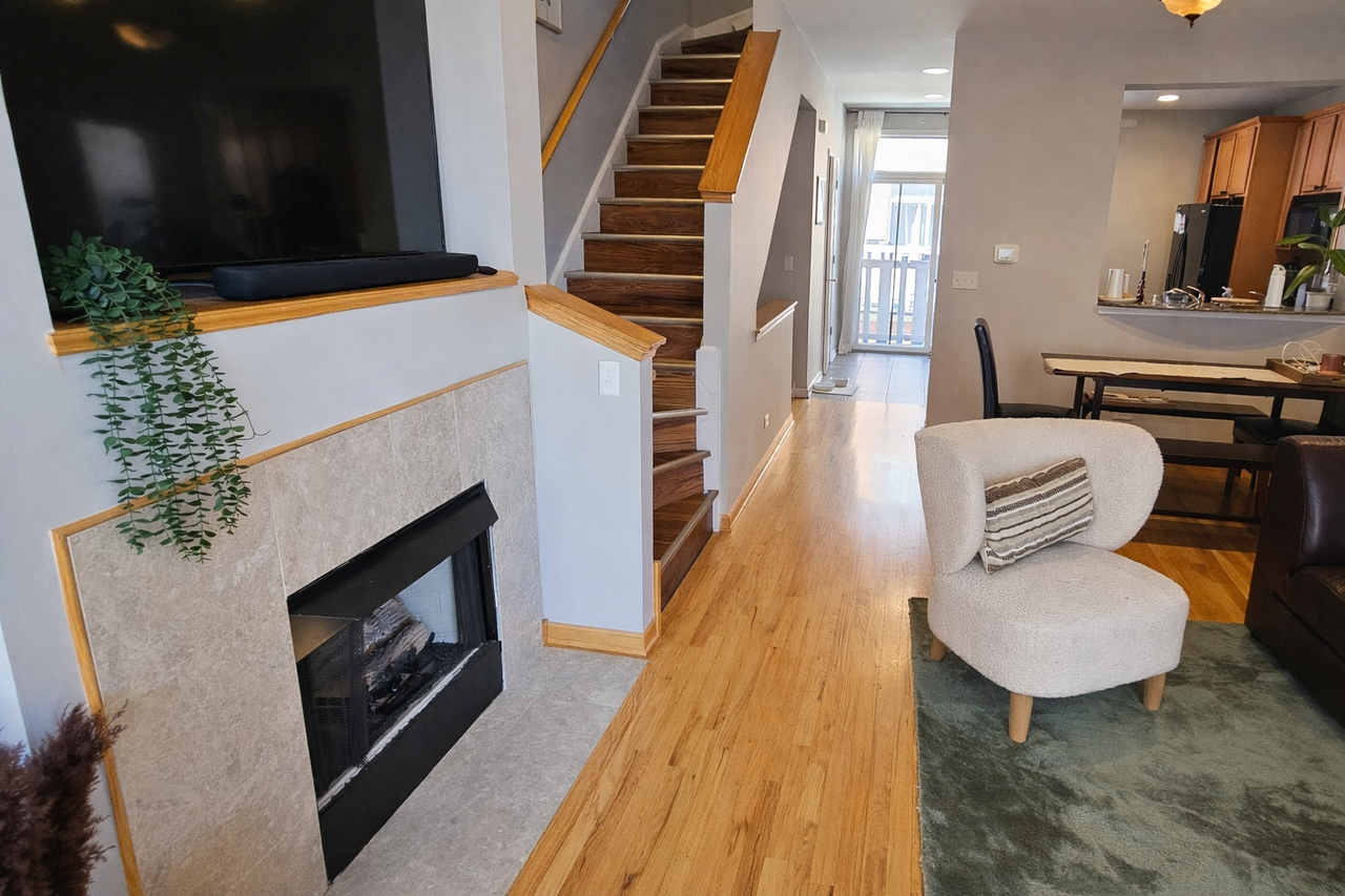 2331 N Lister Ave #E - Photo 5 of 8