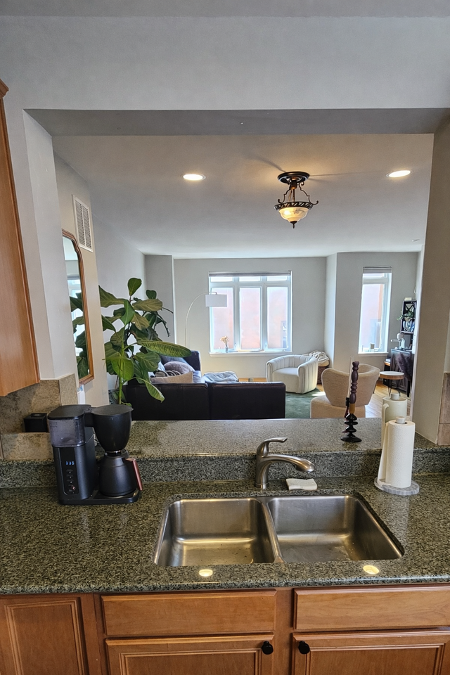 2331 N Lister Ave #E - Photo 7 of 8