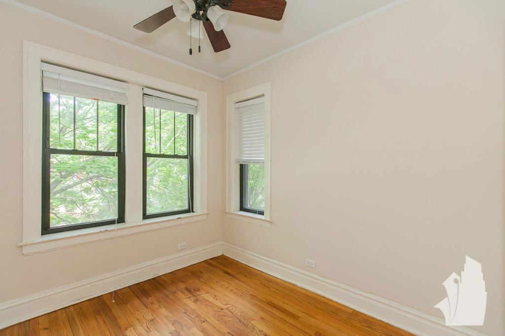 2177 W Giddings St - Photo 5 of 8