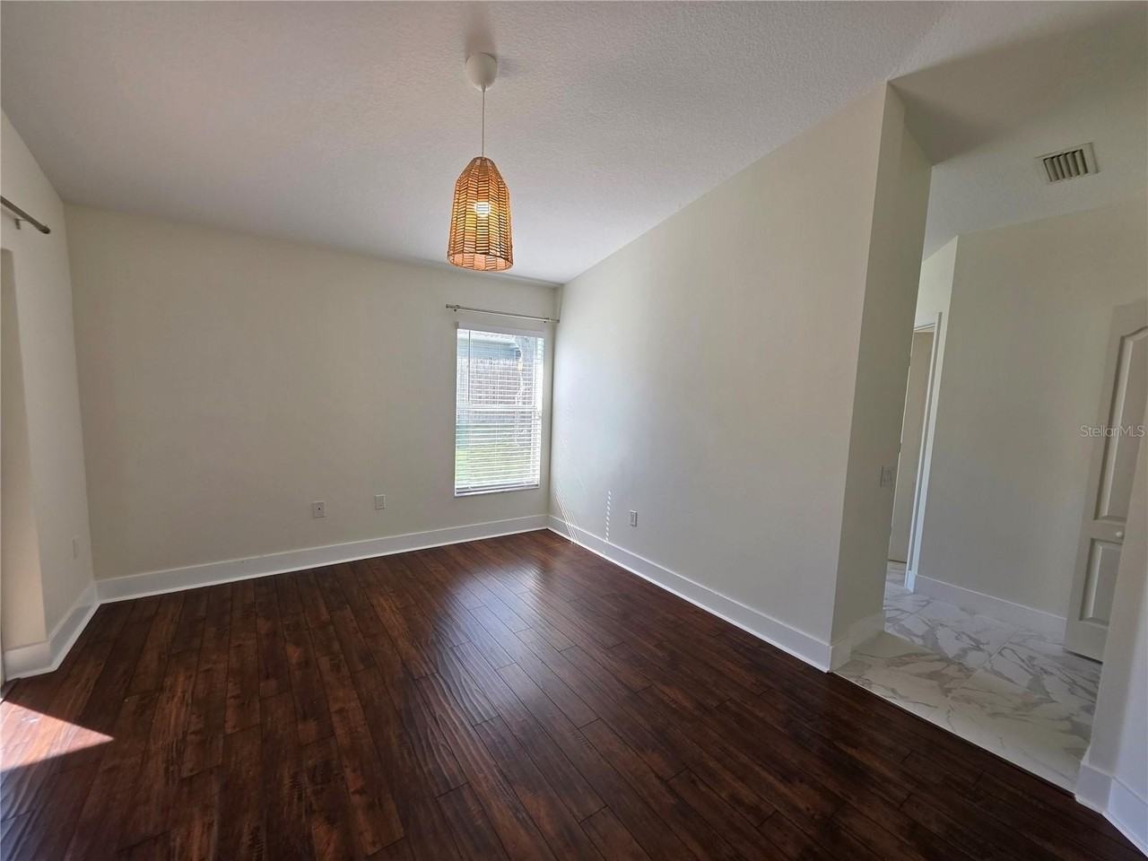 730 Straw Lake Dr - Photo 5 of 26