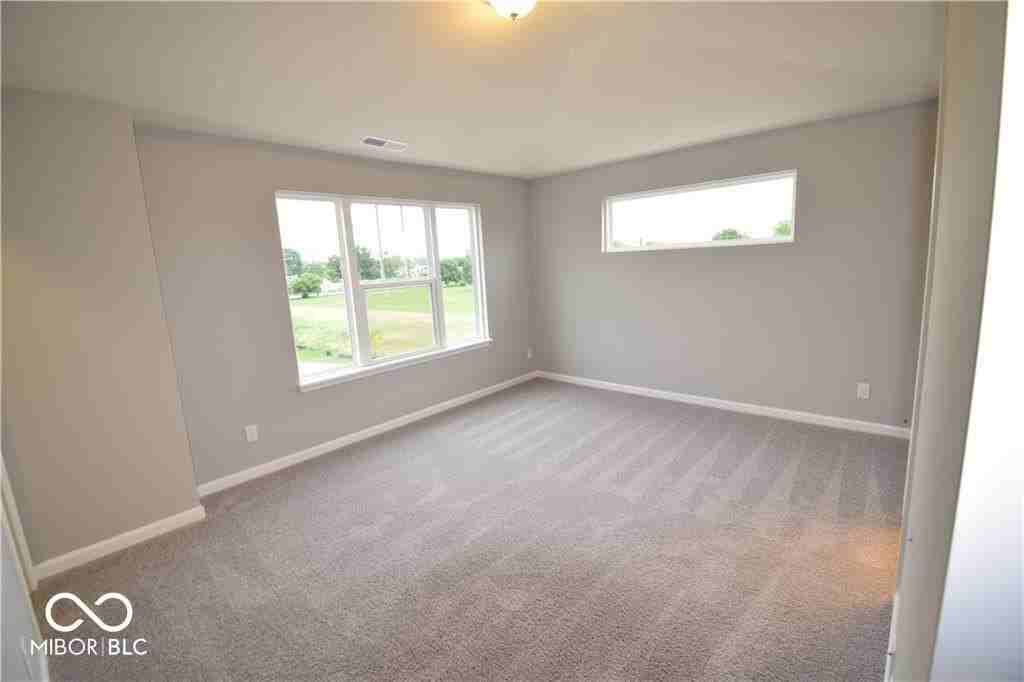 2933 Bolton Square Blvd - Photo 5 of 11