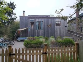 featured image of 437 Dehnhoff Walk