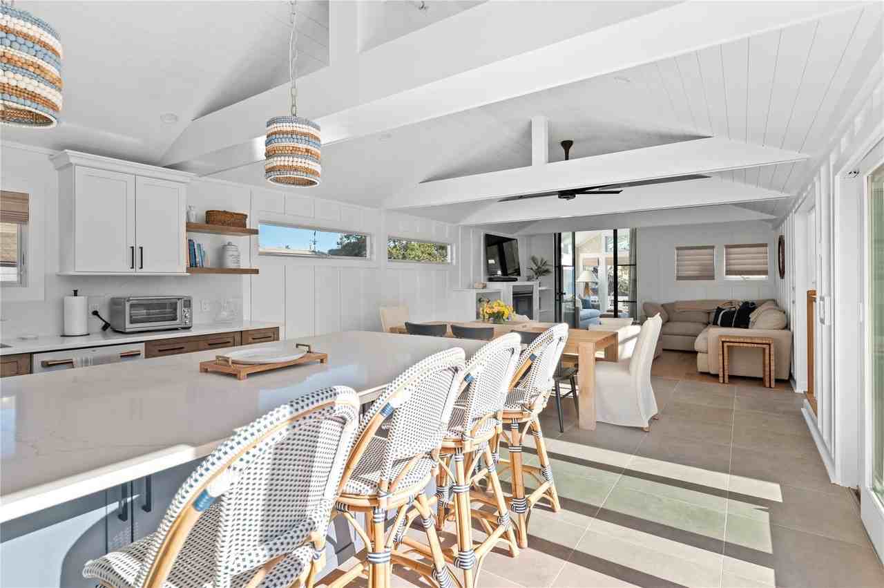 64 Bungalow Walk - Photo 5 of 13