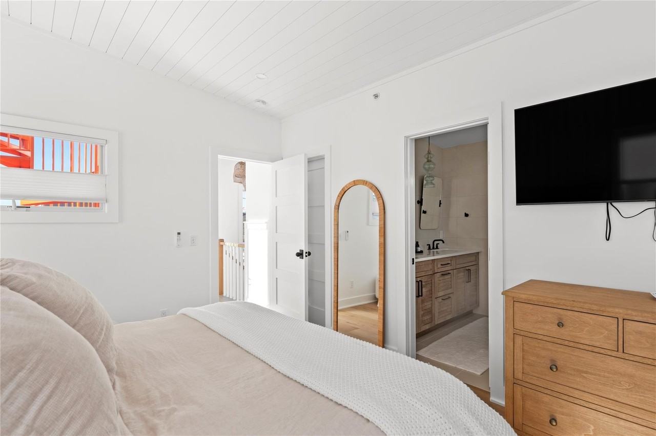 64 Bungalow Walk - Photo 7 of 13