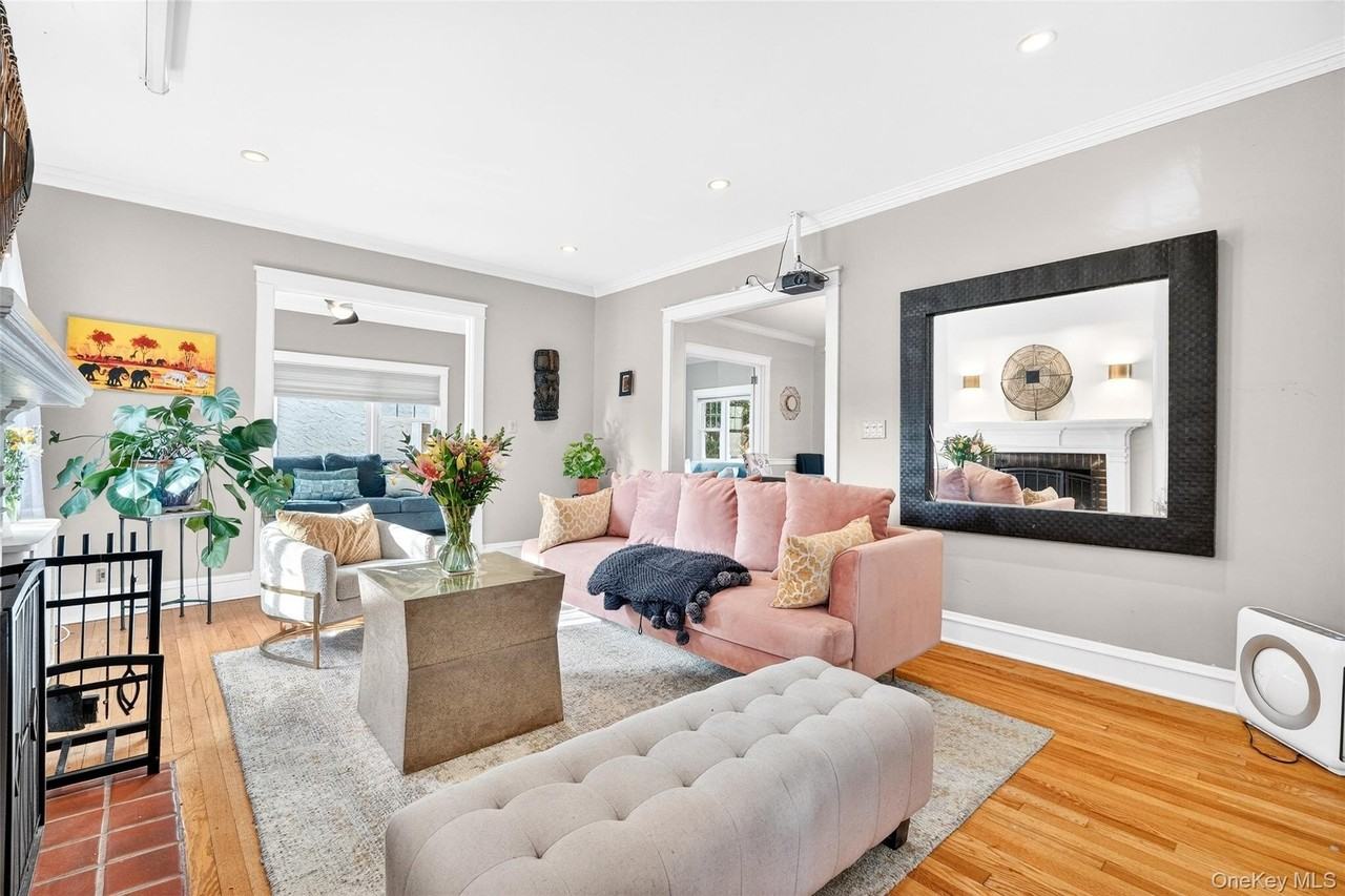 14 Columbia Pl - Photo 5 of 34