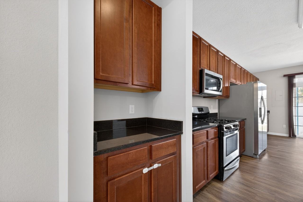 3012 Silver Charm Cir #1 - Photo 7 of 39