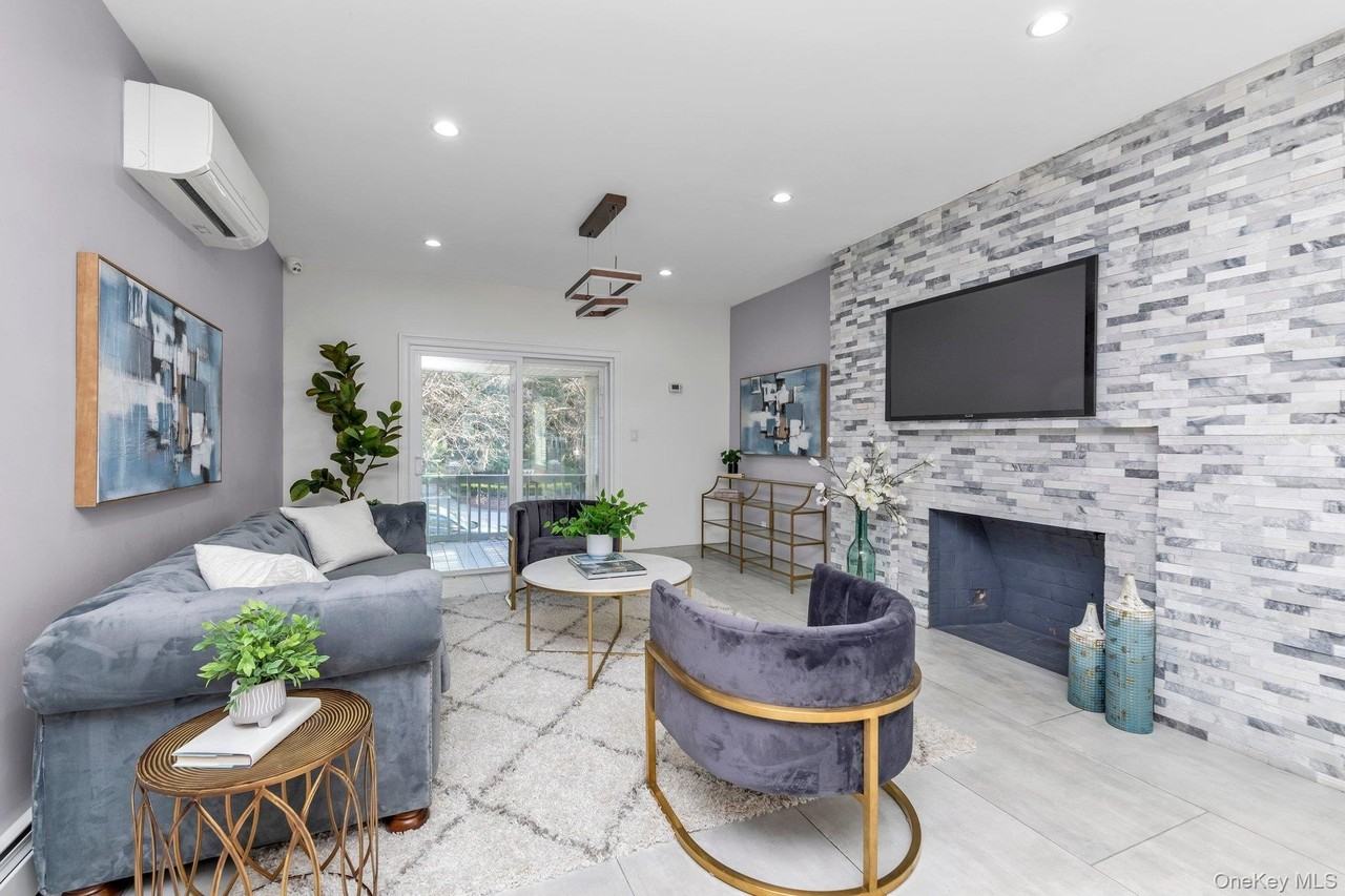 8334 116th St - Photo 3 of 24