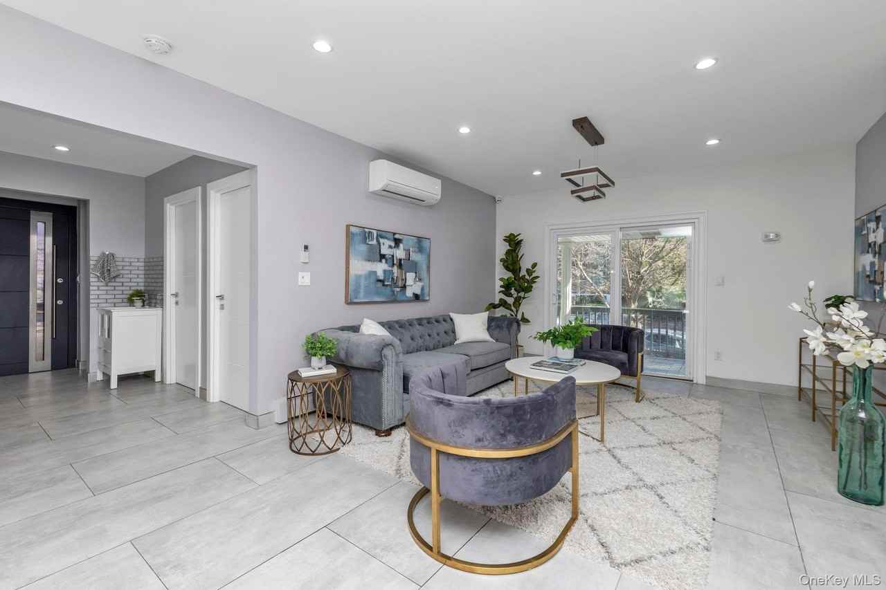 8334 116th St - Photo 4 of 24