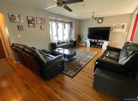 featured image of 54 Camden Pl