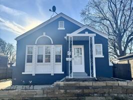 featured image of 216 Burton Ave