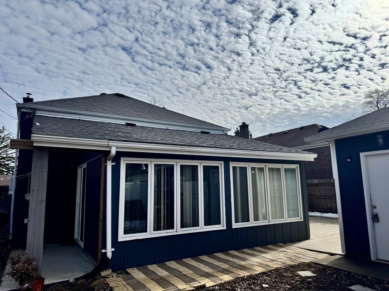 216 Burton Ave - Photo 3 of 14