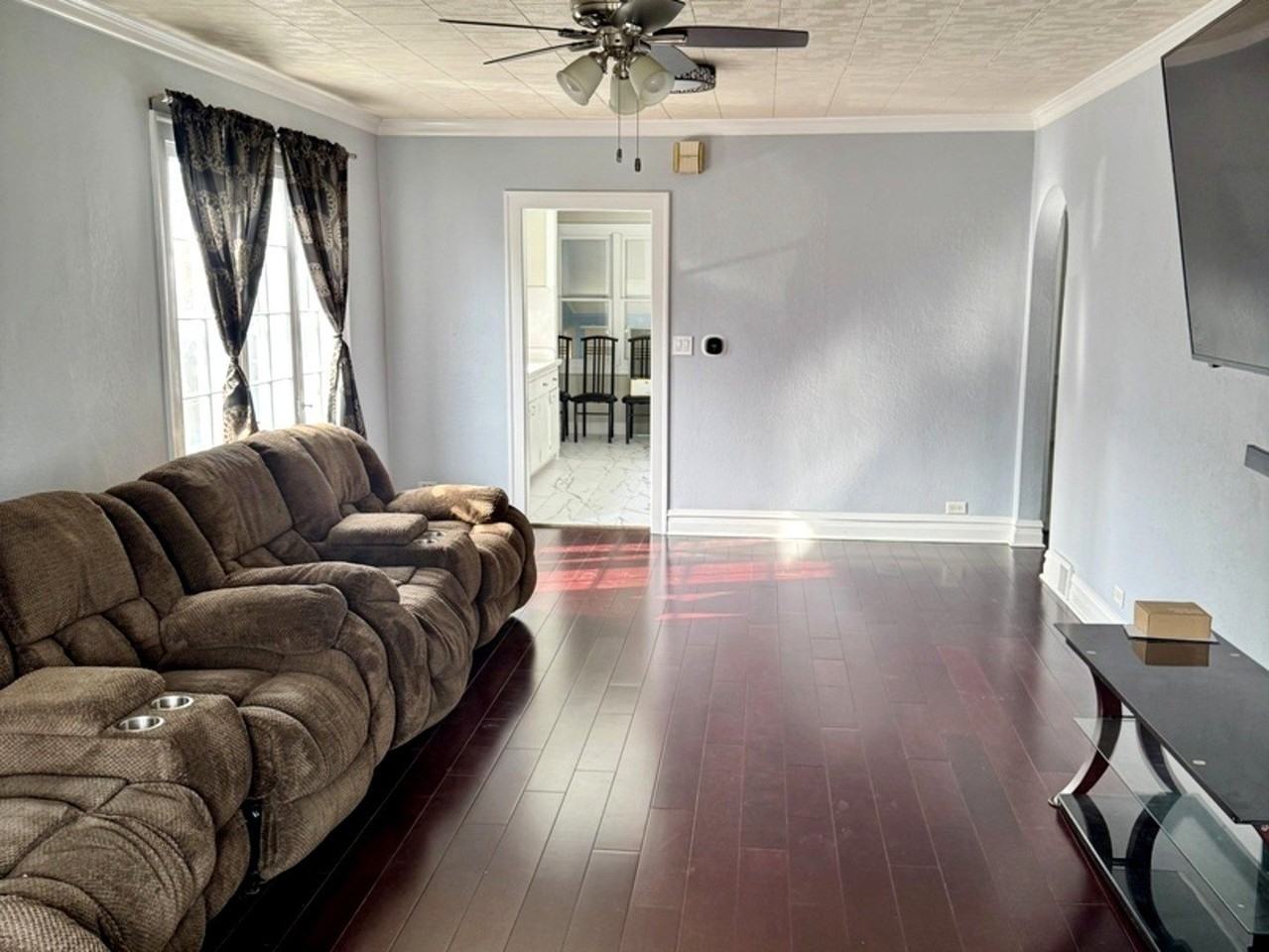 216 Burton Ave - Photo 6 of 14