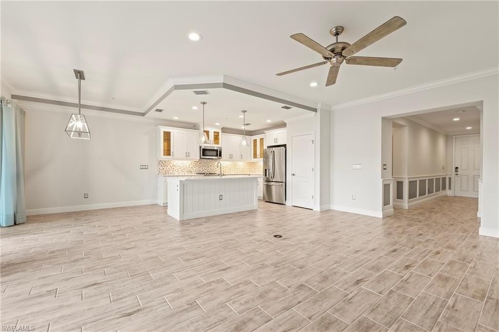 6954 Avalon Cir #703 - Photo 3 of 17