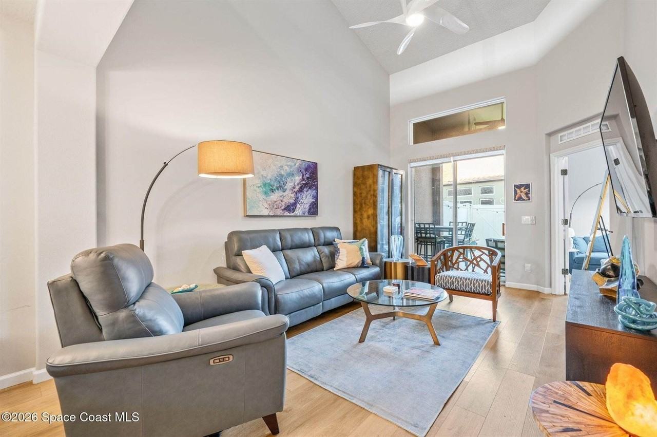 763 Simeon Dr - Photo 5 of 44