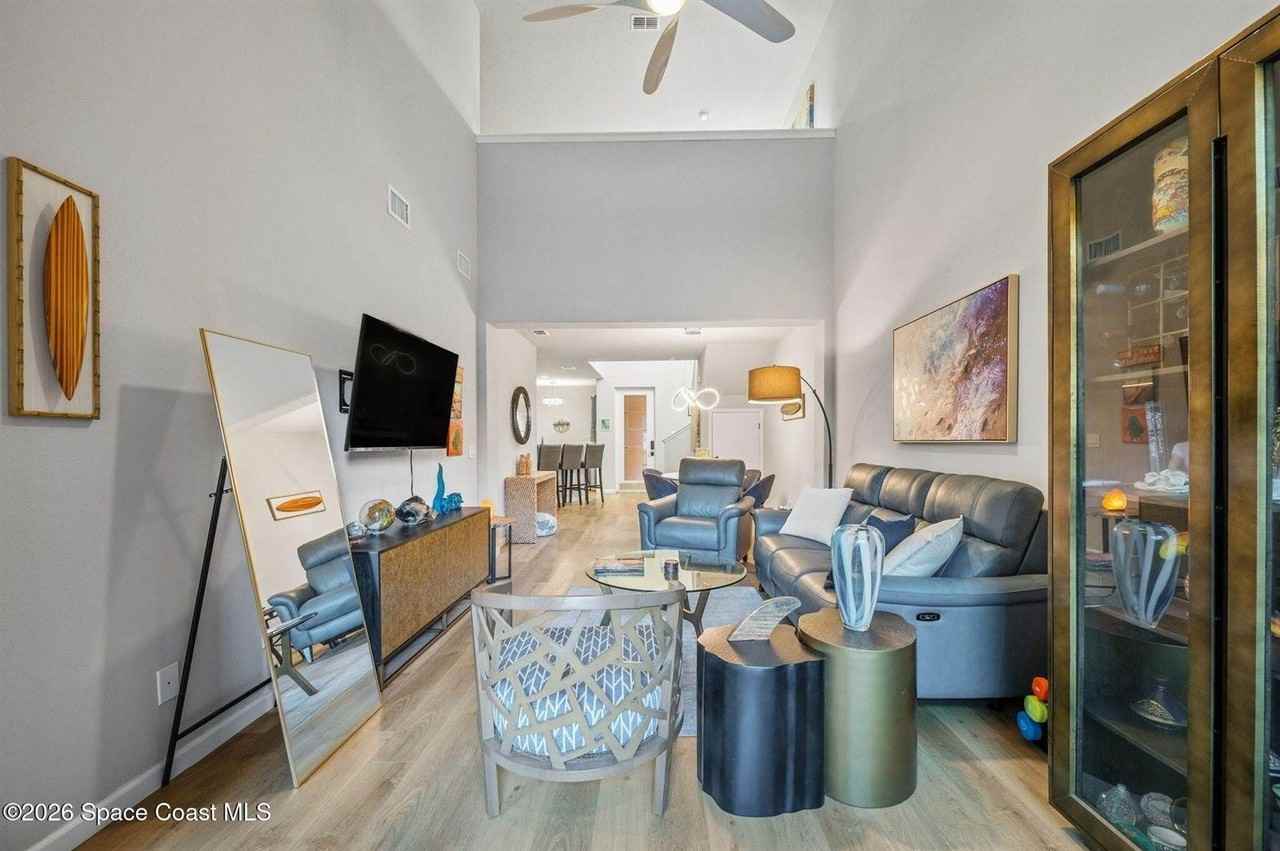 763 Simeon Dr - Photo 6 of 44