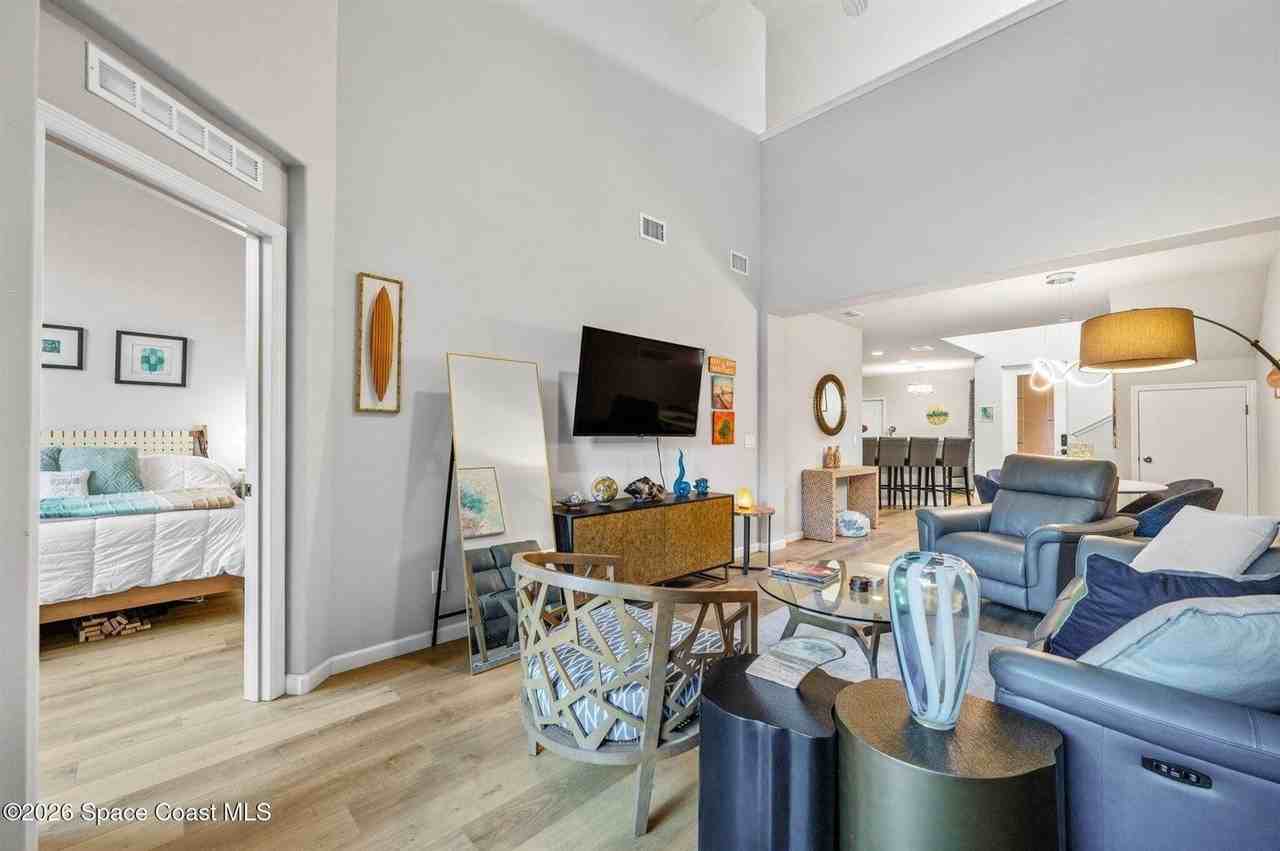 763 Simeon Dr - Photo 7 of 44